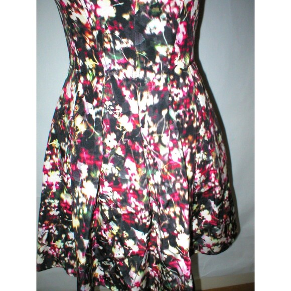 New Womens NWT $158 French Connection Fit Flare Dress Flowers Black Pink White 2 - Picture 6 of 10